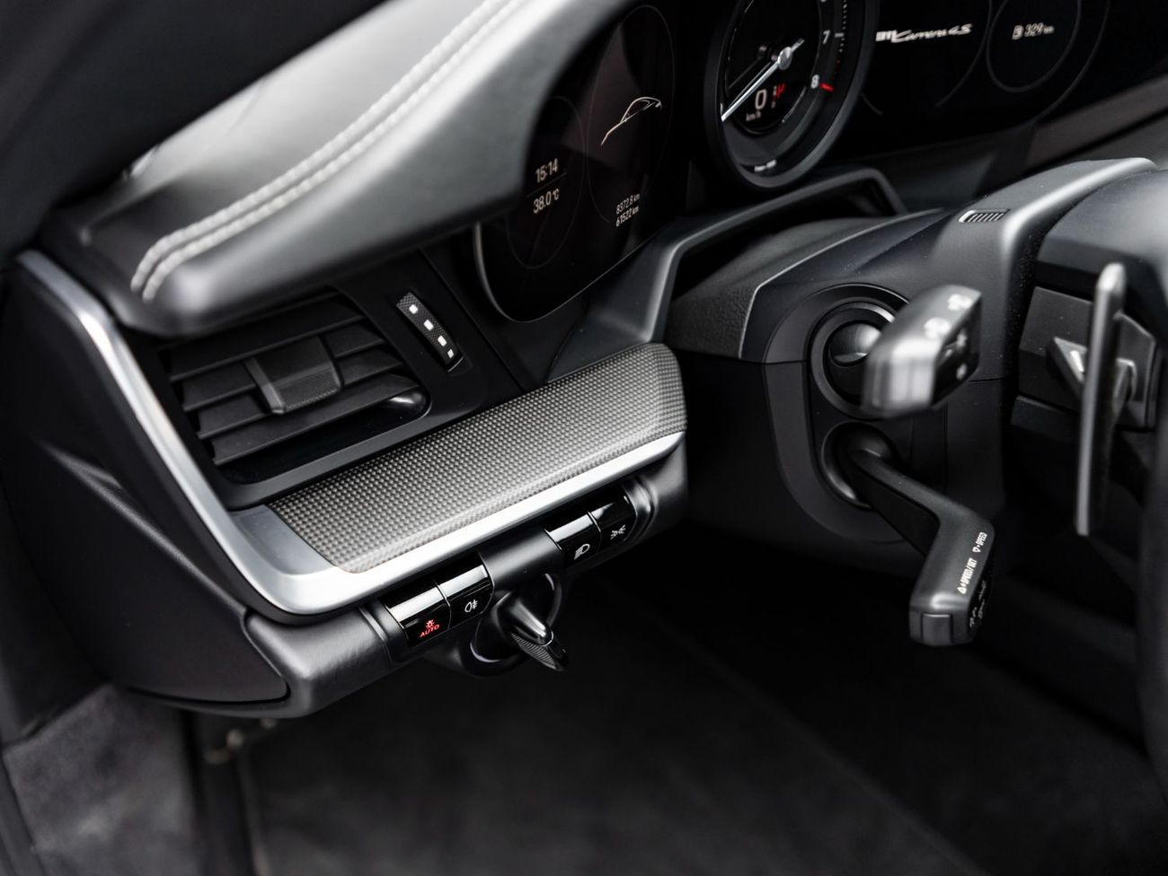 Porsche 911 Carrera 4S 3.0L (444 HP) Coupe 2020 Porsche 911 Carrera 4S, Porsche Warranty, Carbon Fibre Exterior,