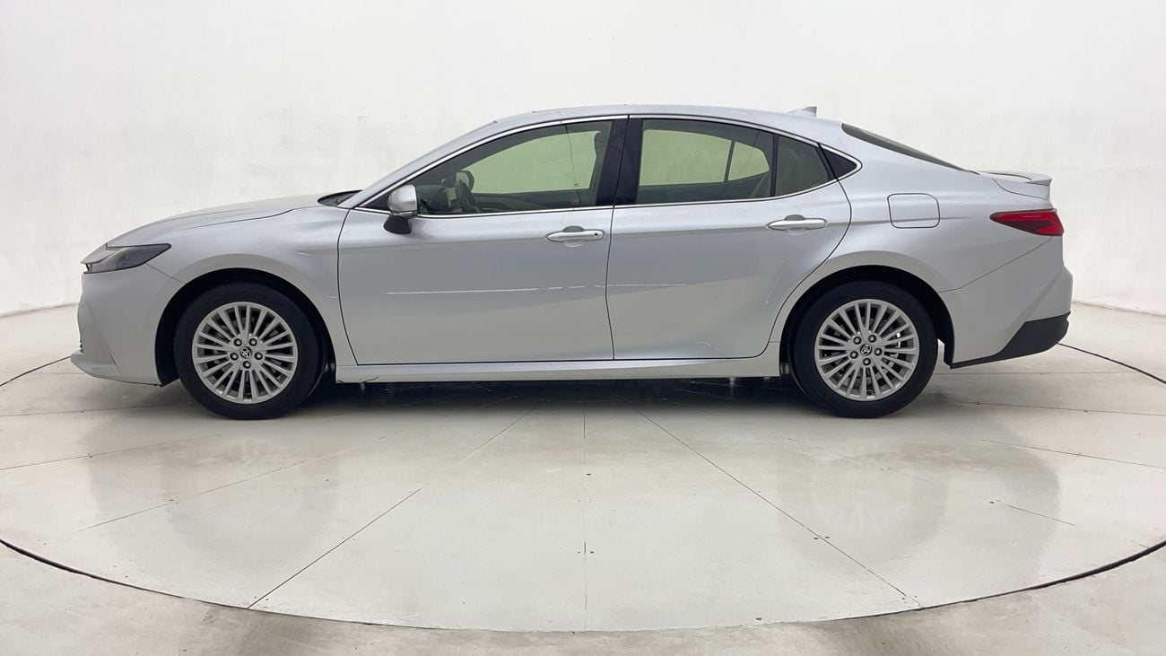 Toyota Camry XLE 2.5L 2025 XLE | AED 1520/Month | 0 DP | 30 Day Return | Warranty | Service History