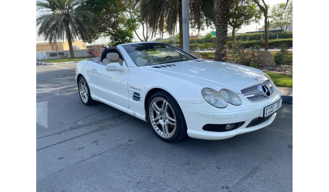 Mercedes-Benz SL 500 - GCC SPECS - SAME AS NEW - ORIGINAL PAINT - EXCELLENT CONDITION