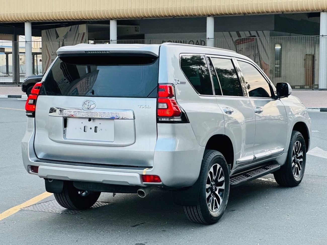 تويوتا برادو TX-L Top 2.7L