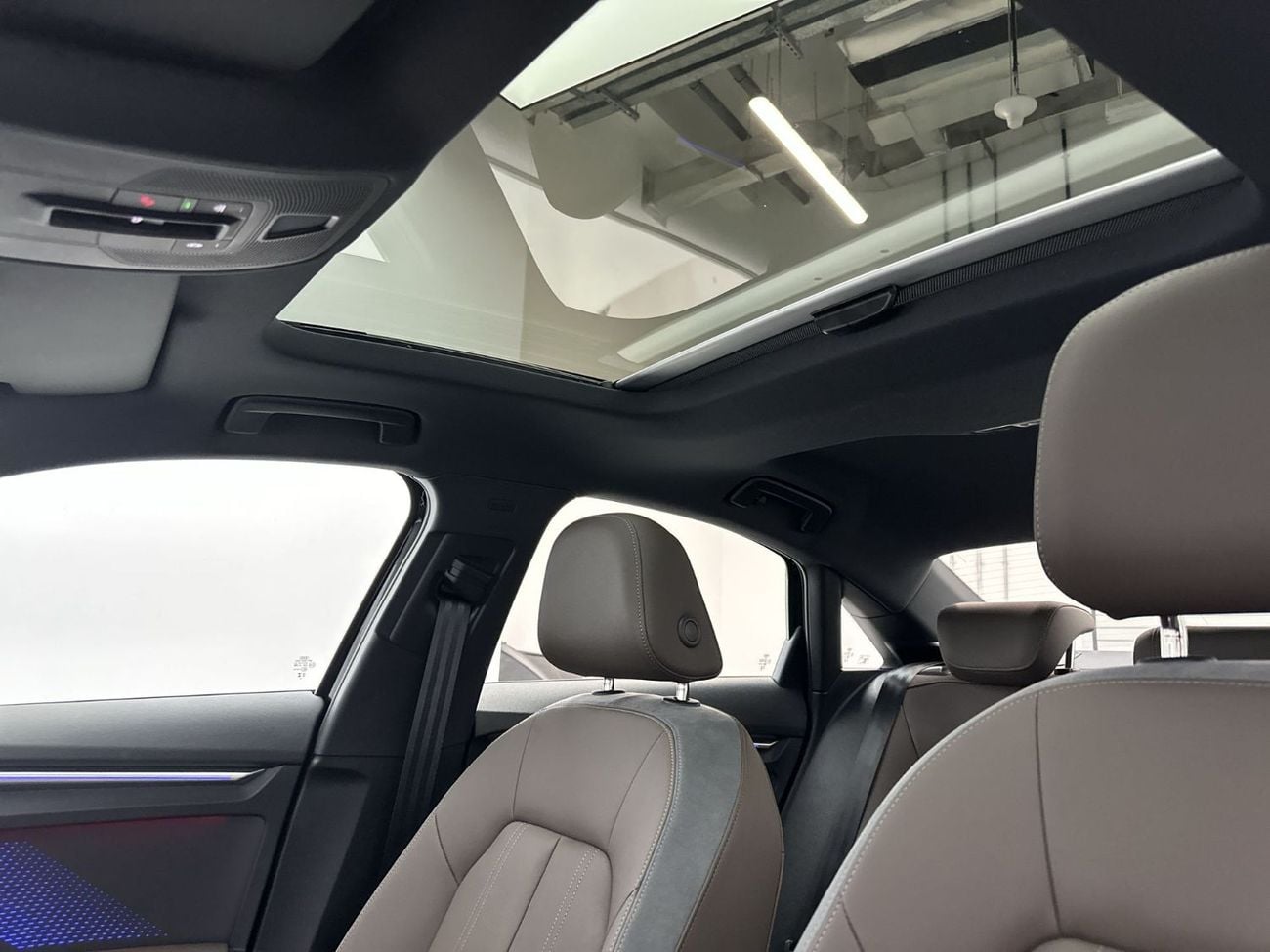 Audi A3 35 TFSI S Line 1.4L Sedan S line 35 TFSI 150hp Progress Black (Ref# 27616)