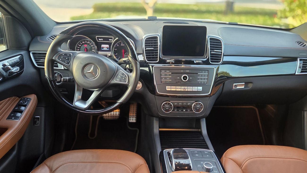 مرسيدس بنز GLE 43 AMG Coupe 3.0L