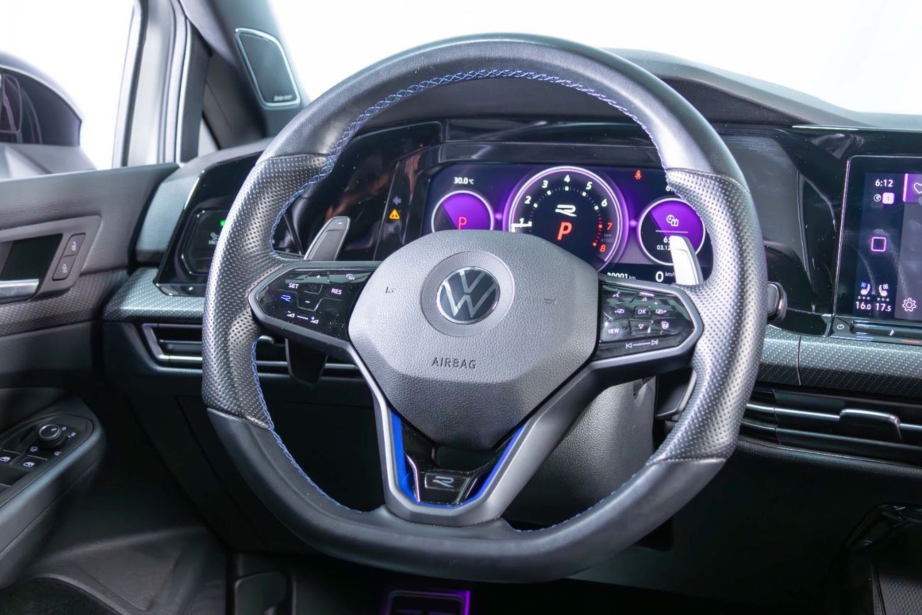 فولكس واجن جولف ار Base 2.0T