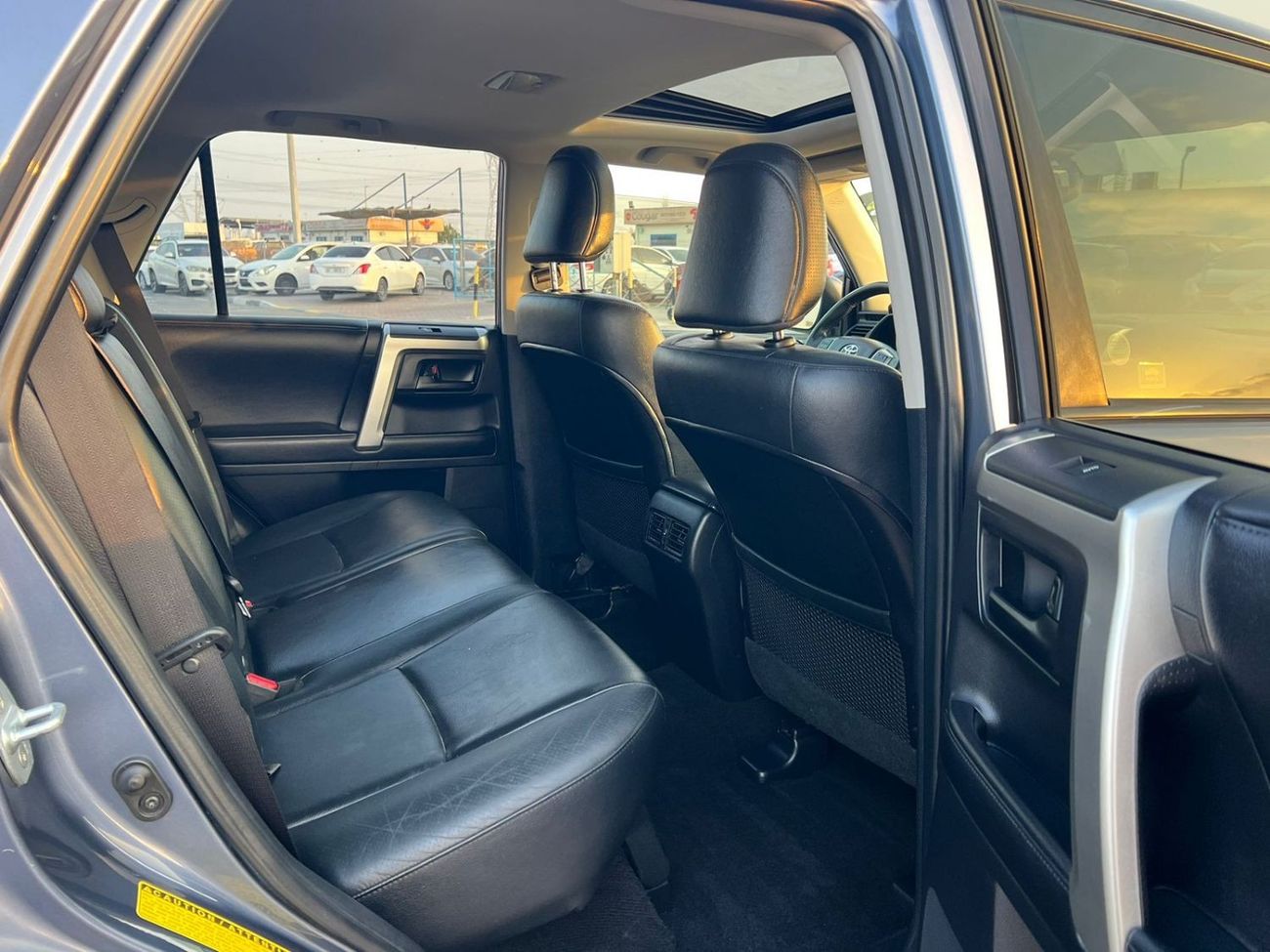 تويوتا Runner4 2013 TOYOTA 4RUNNER LIMITED FULL OPTION - 4.0L V-6 DOHC, VVT,PUSH START - LEATHER ELECTRIC SEATS