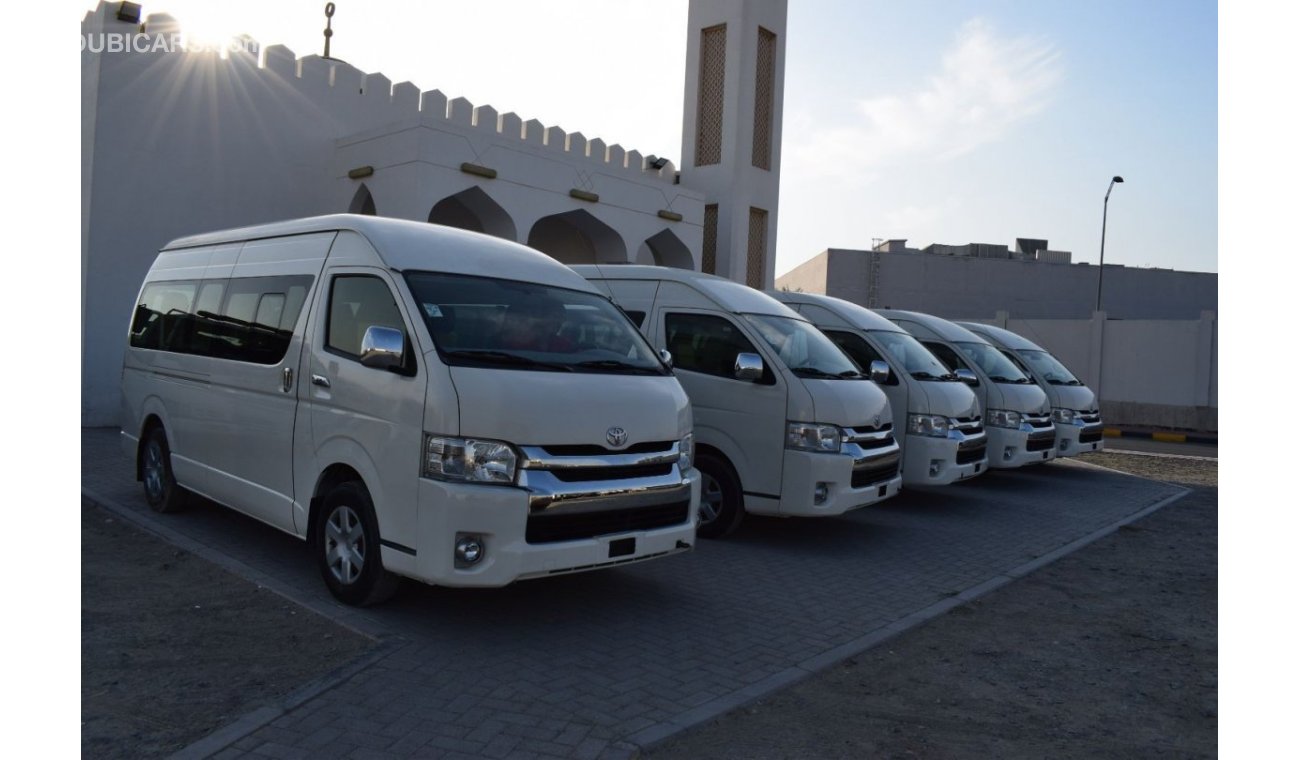 Toyota Hiace Commuter GLX High Roof Toyota Hiace Highroof GL, Model:2017.Excellent condition