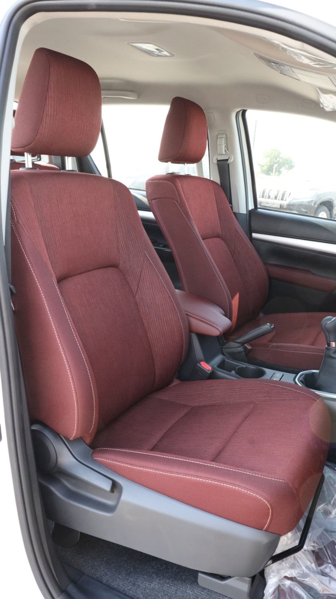 Toyota Hilux Toyota Hilux SR5 2.7L MT