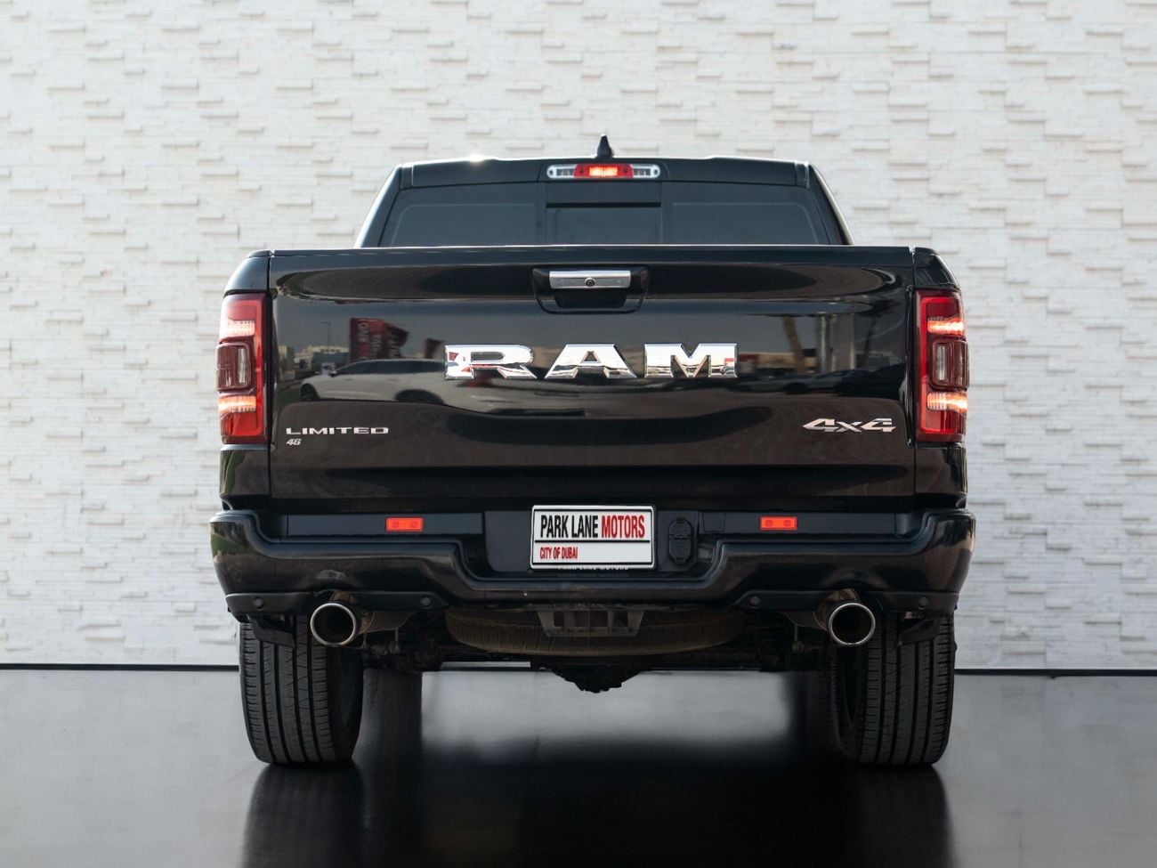 رام 1500 Limited 5.7L (6 Seater)