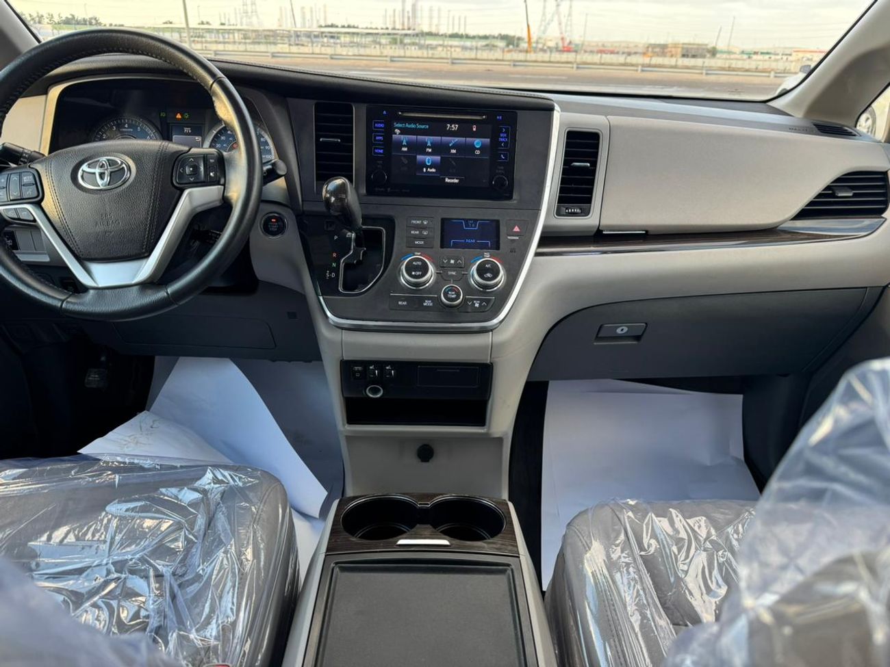Toyota Sienna Toyota Sienna 2017 XLE