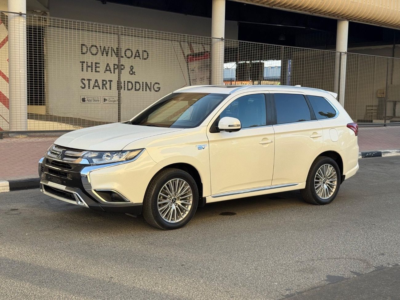 ميتسوبيشي آوتلاندر 2021 PHV PLUG IN HYBRID 2.4 FULL OPTION CANADA SPEC