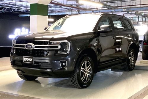 Ford Everest XLS | Guaranteed Warranty | 0 Down Payment