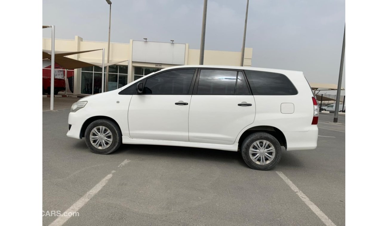 Toyota Innova Toyota Innova 2012 gcc 7 sat