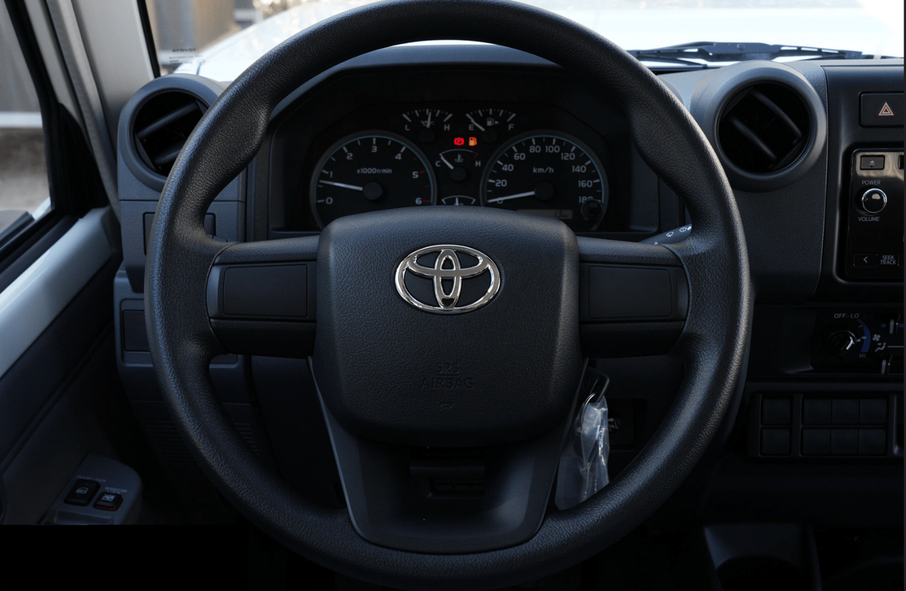 تويوتا لاند كروزر 70 ECTP2M017 –2025 Toyota LC76 5 Doors Hardtop - 4.2L Diesel Manual - Mid - White