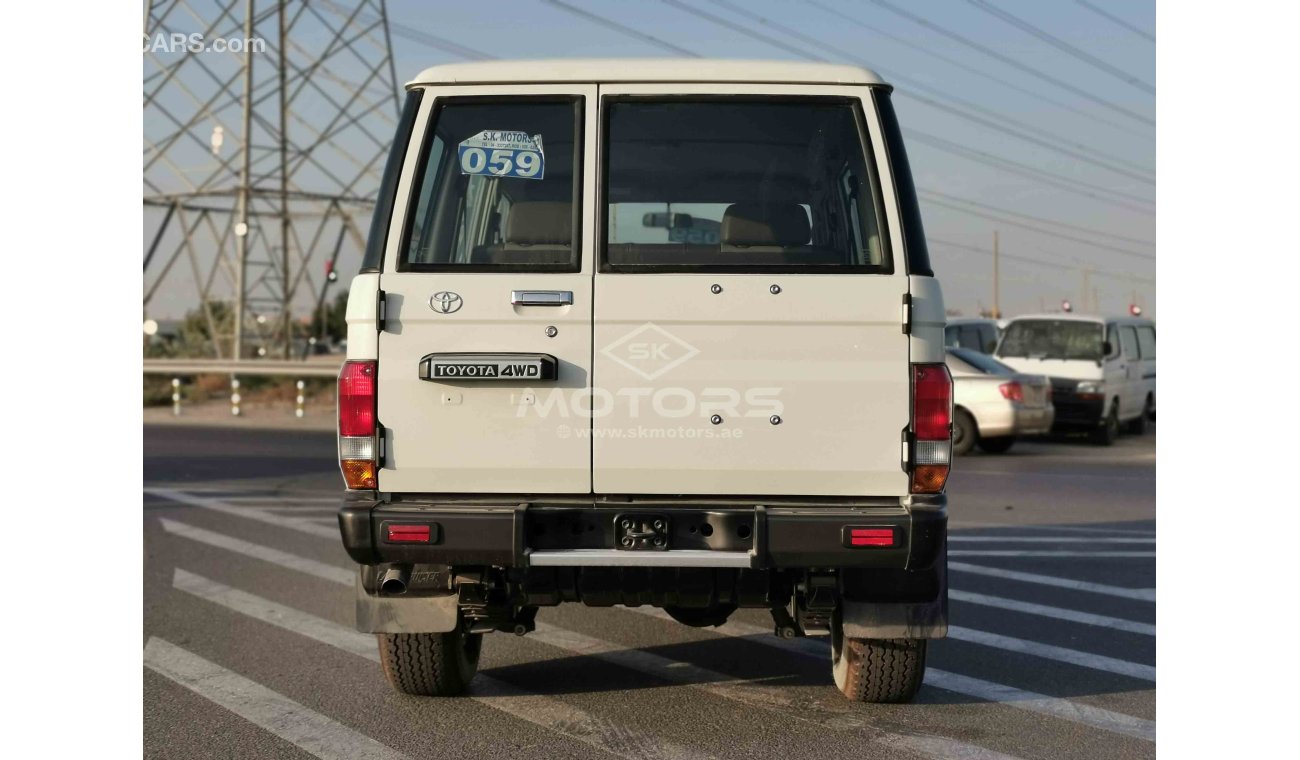 Toyota Land Cruiser Hard Top 4.2L Diesel, 16" Alloy Rims, 4WD Gear Box, Xenon Headlights, CODE - HTLX76