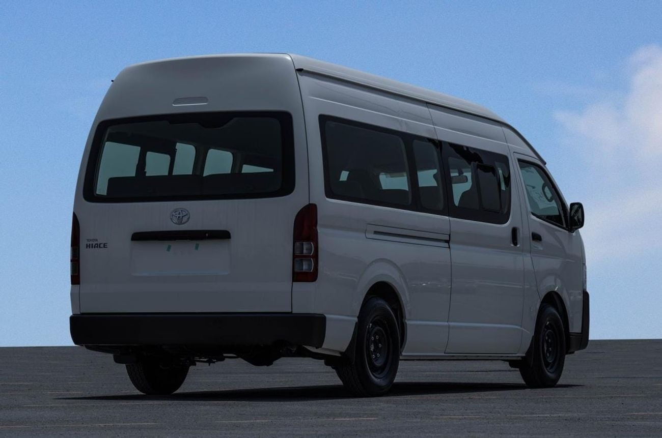 تويوتا هاياس DLS HIGH ROOF HIACE  -High Roof  3.0L M/T