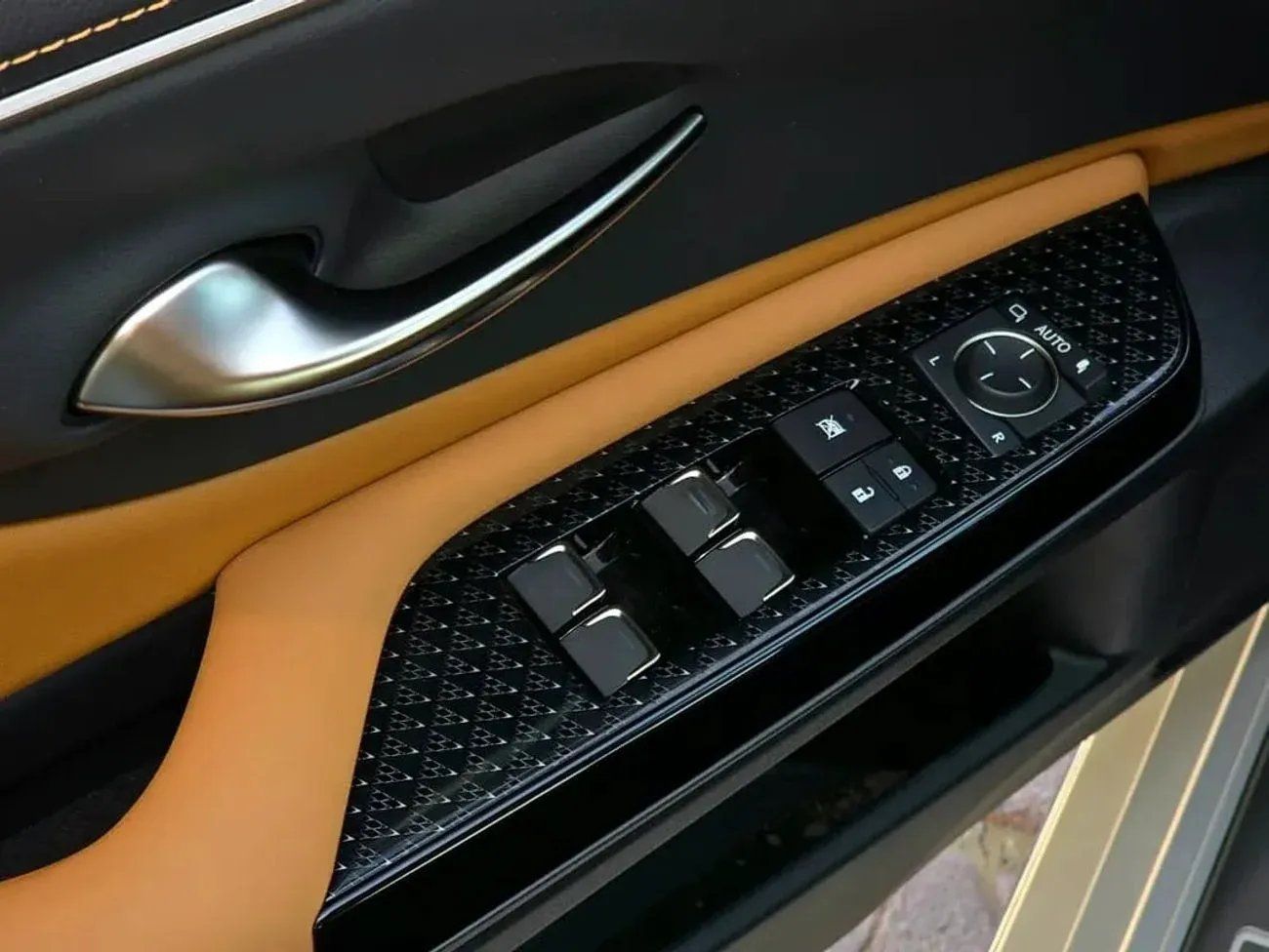 Lexus ES300h Hybrid Lexus ES 300h 2.5L Hybrid 2025 GCC specs