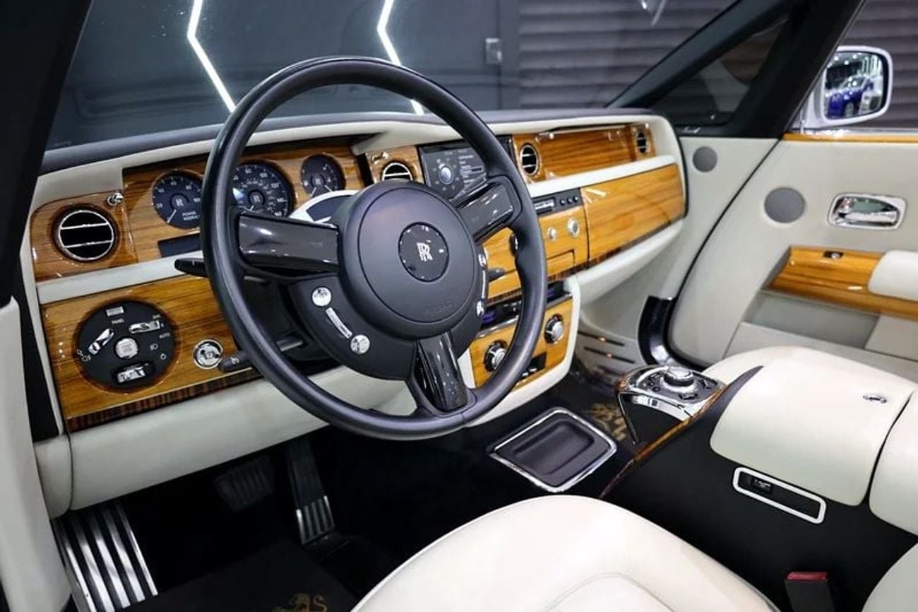 رولز رويس فانتوم Drophead 2013 Rolls Royce Phantom Drophead, Very Low KM!!