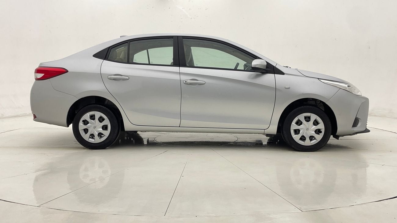 تويوتا يارس SE 1.5 | بدون دفعة مقدمة | اختبار القيادة في المنزل