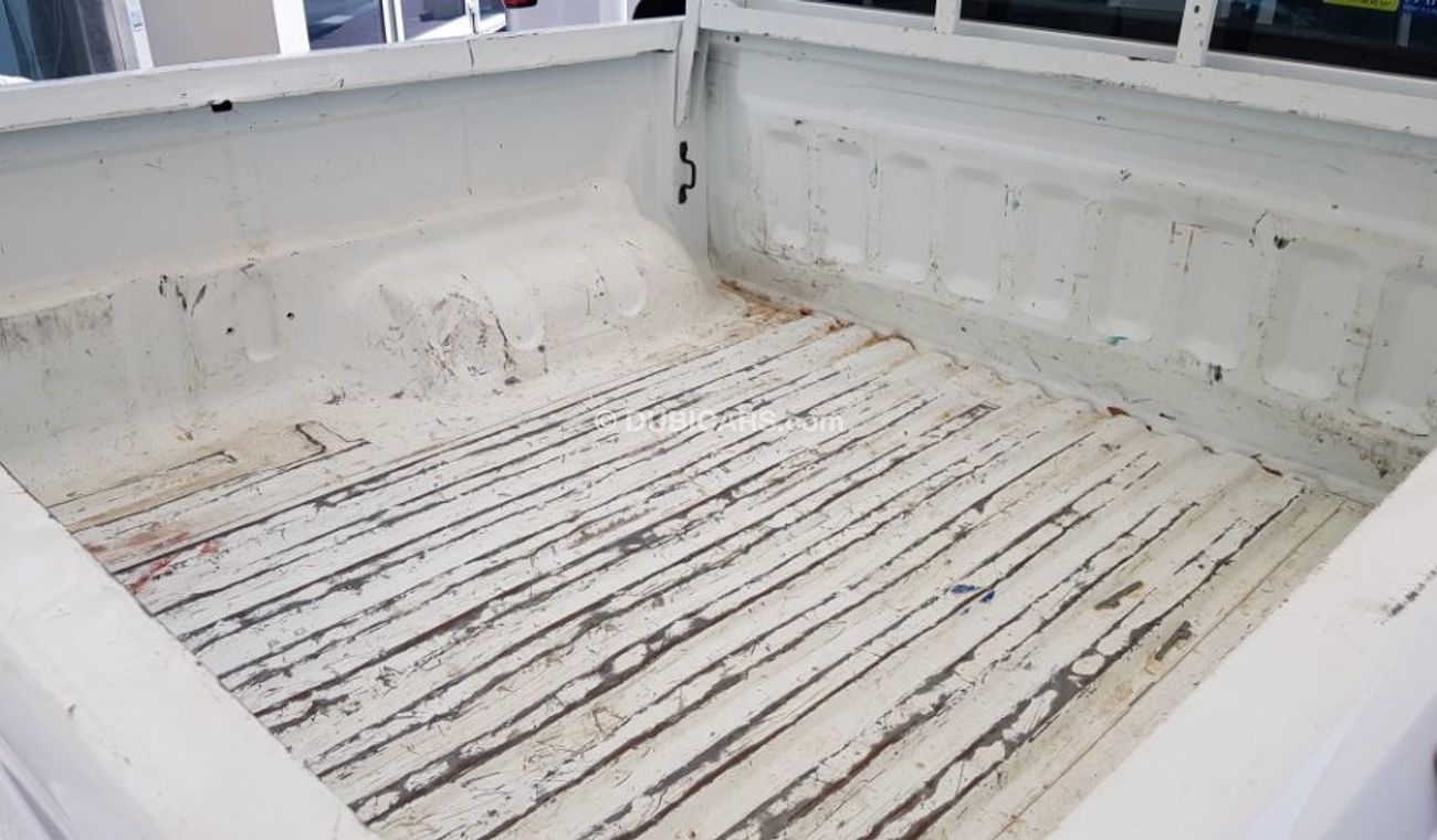 فورد رانجر 2015 model Gulf specs Manuel gear  4x4 ..fuel patrol