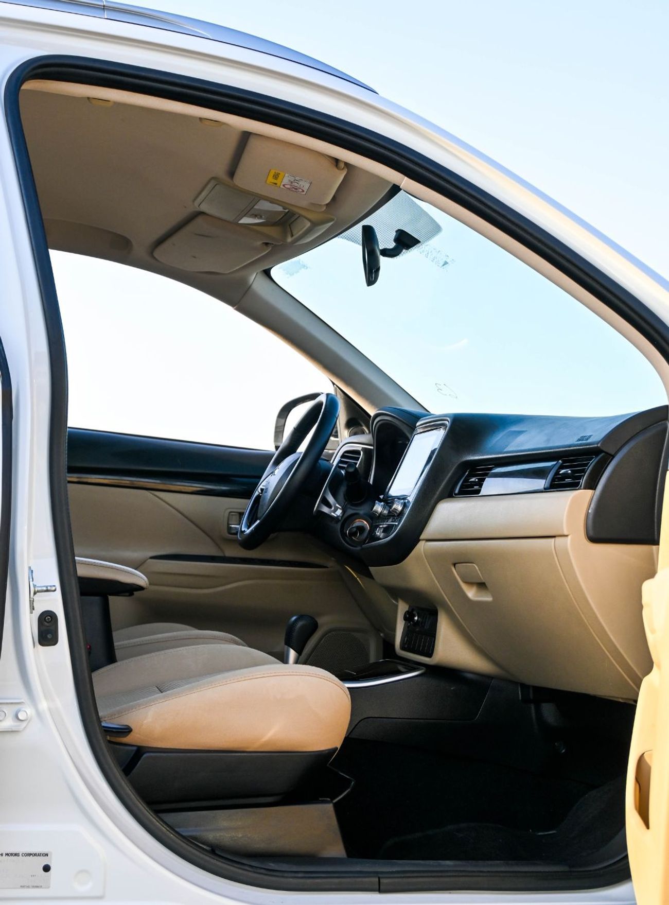 Mitsubishi Outlander MITSUBISHI OUTLANDER 2022 GCC  _ GLX 4X4 _ IN EXCELLENT CONDITION