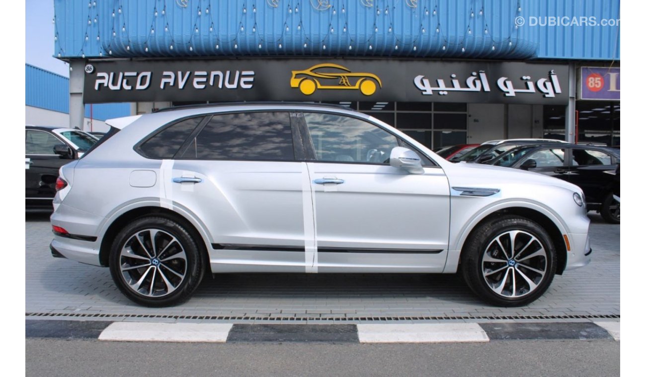 بنتلي بينتايجا BENTAYGA V8 - BRAND NEW - LOCAL REGISTRATION +10%