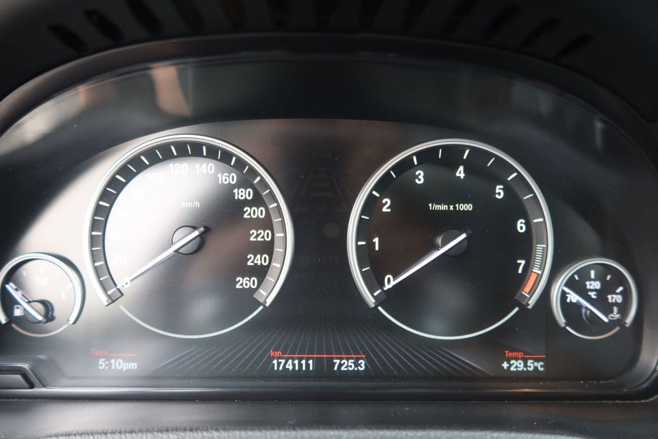 بي أم دبليو X4 xDrive 28i M Sport 2.0L