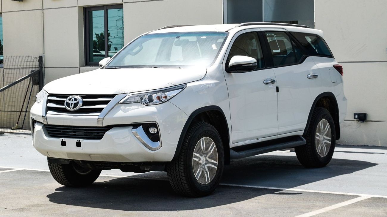 Toyota Fortuner ECT0026 - Toyota Fortuner 4.0L Petrol Auto 4wd V6 White