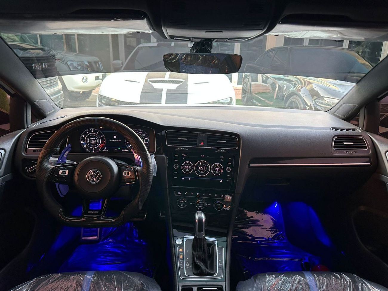 Volkswagen Golf R VOLKSWAGEN GOLF R 2018 GCC FULL OPTION  PERFECT CONDITION