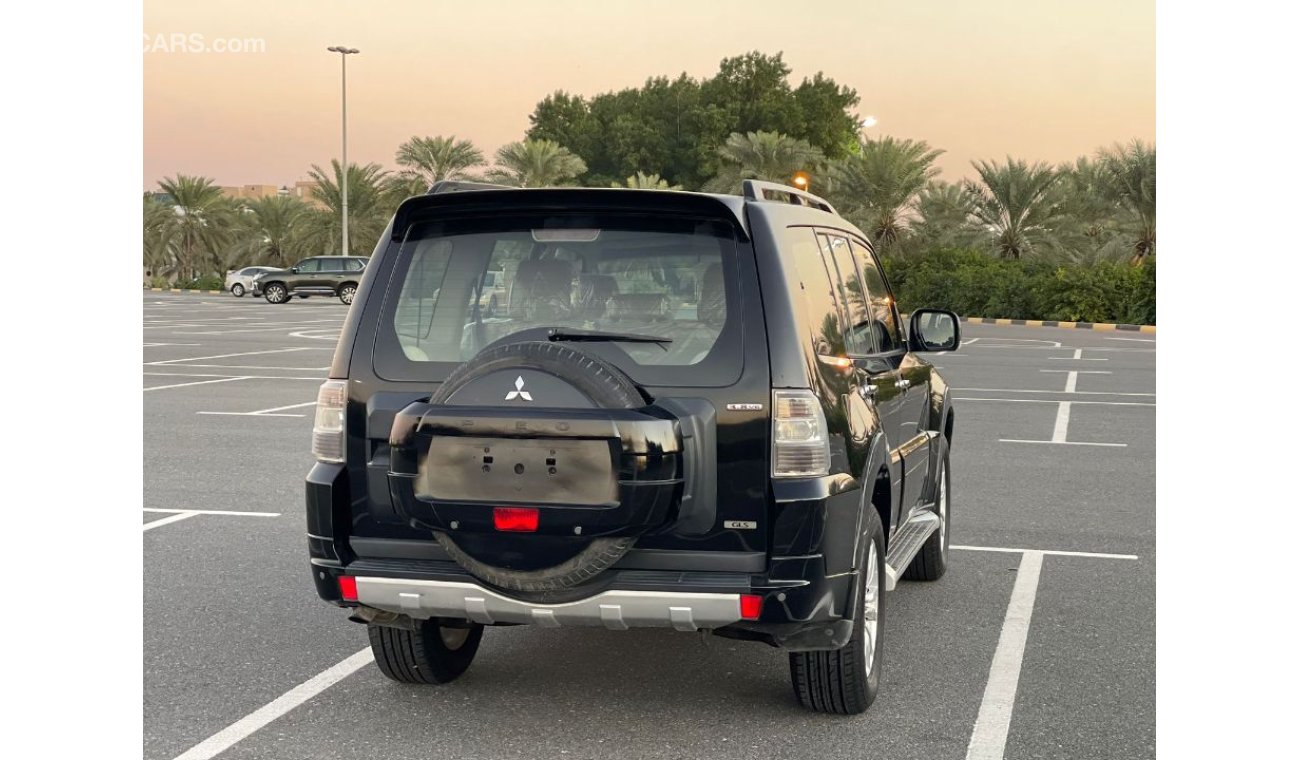 Mitsubishi Pajero باجيرو 2014