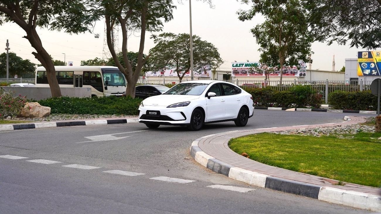 بي واي دي سيل 05 DM-i 2025 BYD Seal 05 DM-i | 1.5L Hybrid (Plug-In) | For Local Registration (55,000 AED)