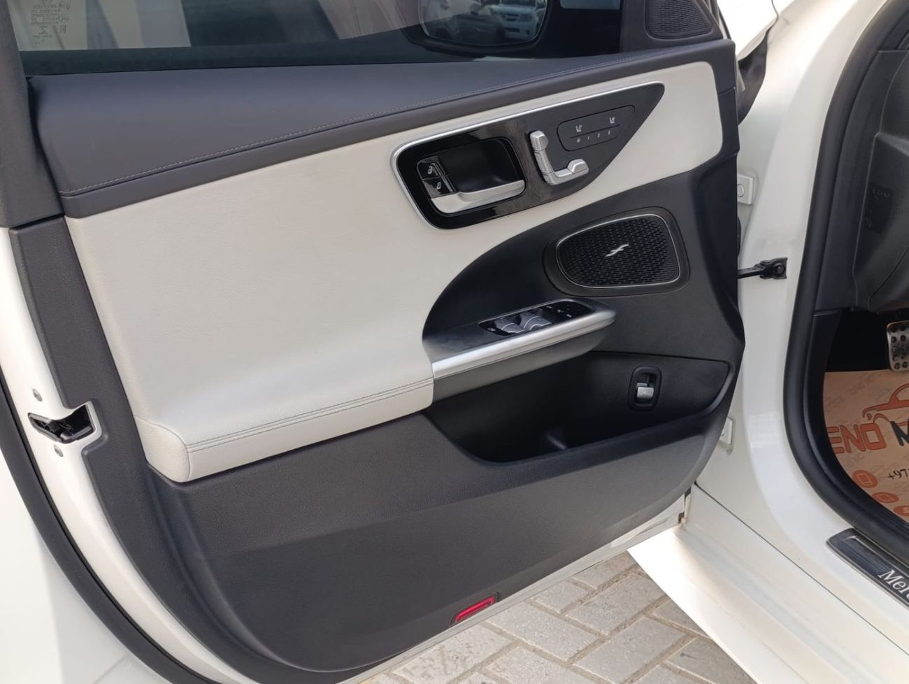 مرسيدس بنز C 300 Base