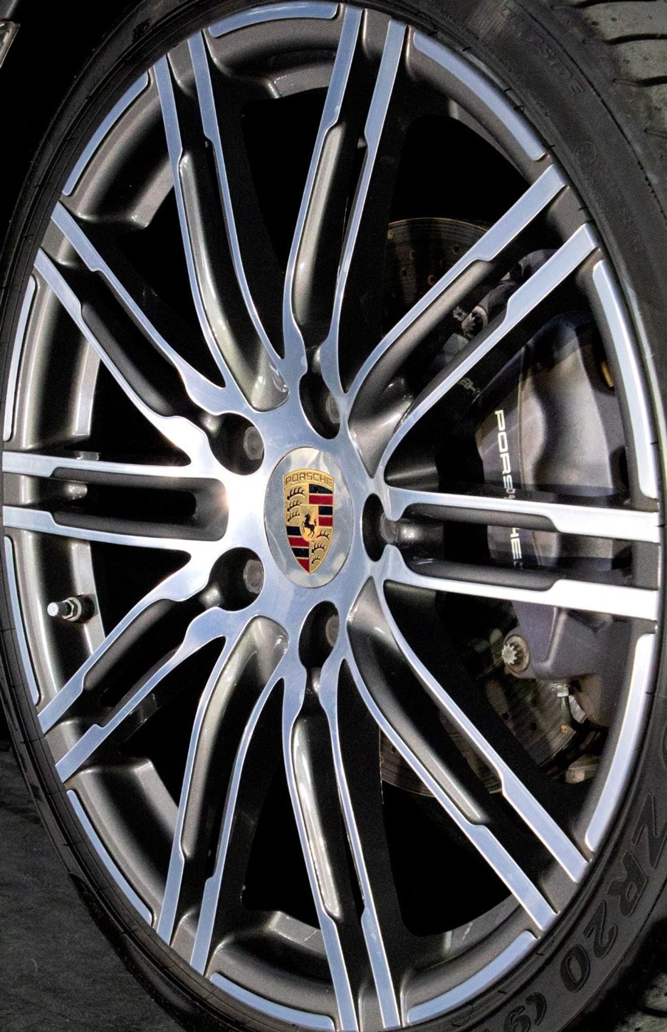 بورش 911 Targa 4 3.4L