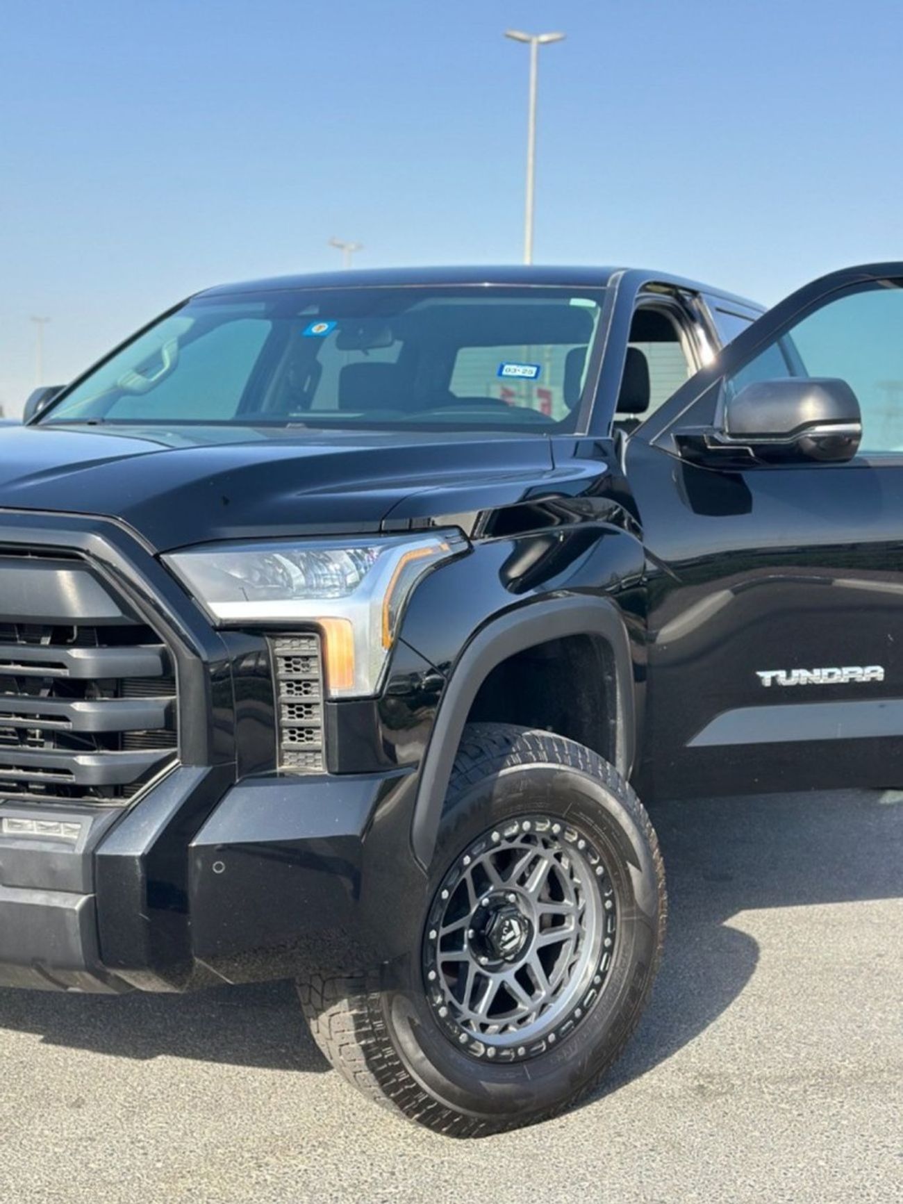 تويوتا تاندرا CREWMAX SR5 4WD