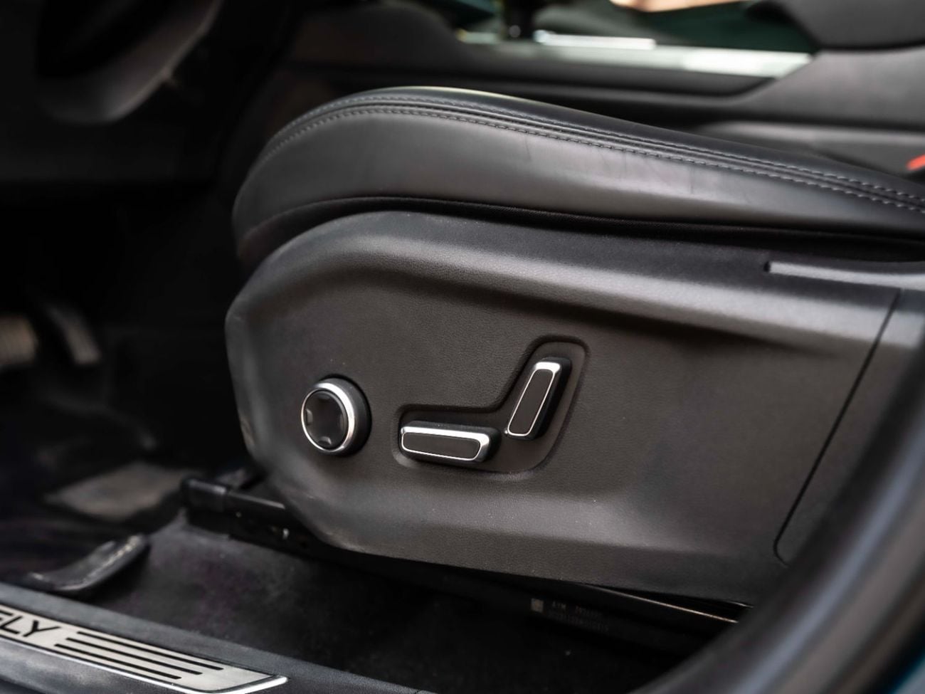 جيلي مونجارو GF 2.0T 4WD