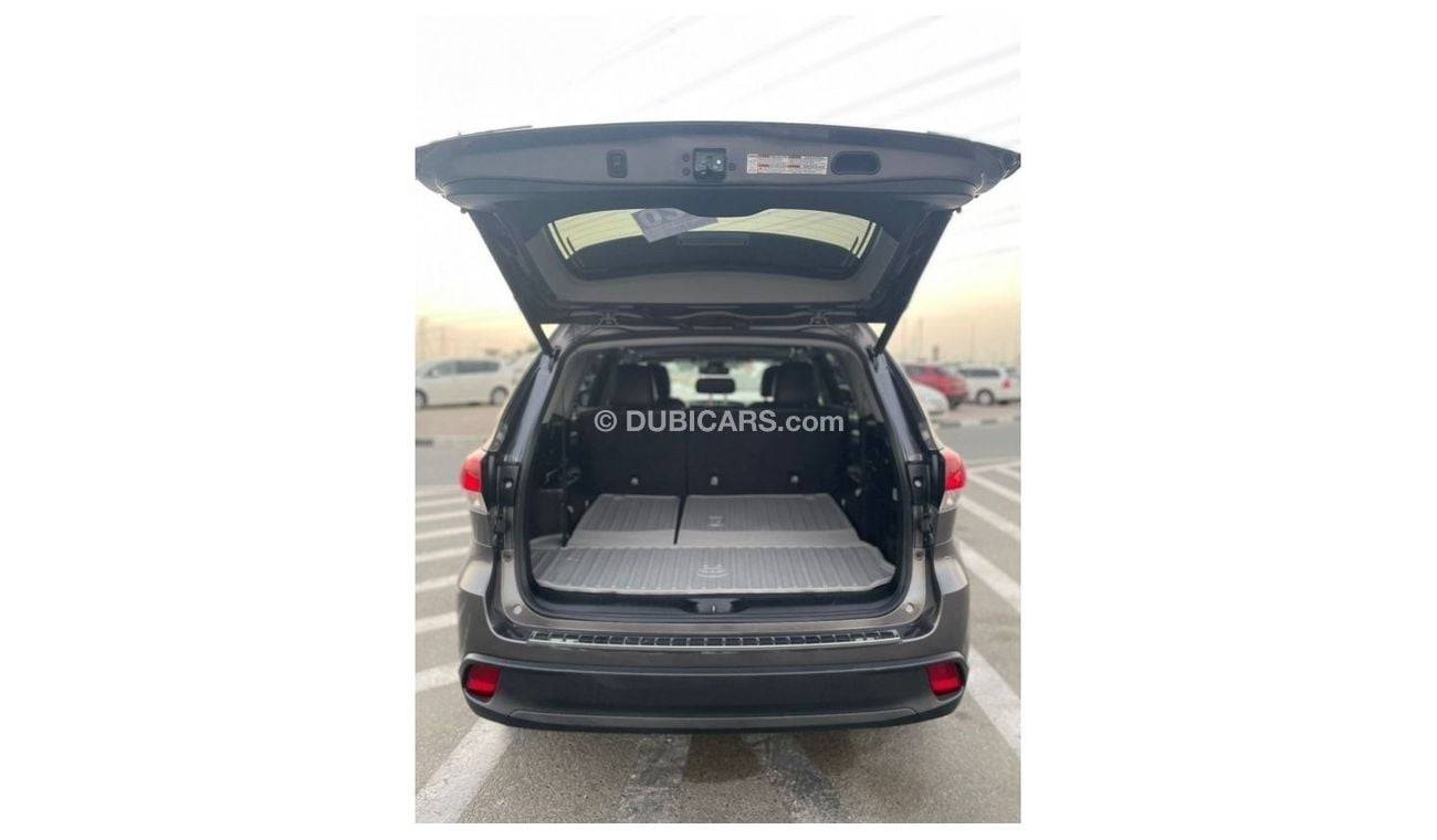 Toyota Highlander *Offer*2018 Toyota Highlander XLE AWD 4X4 Full Option / Export only