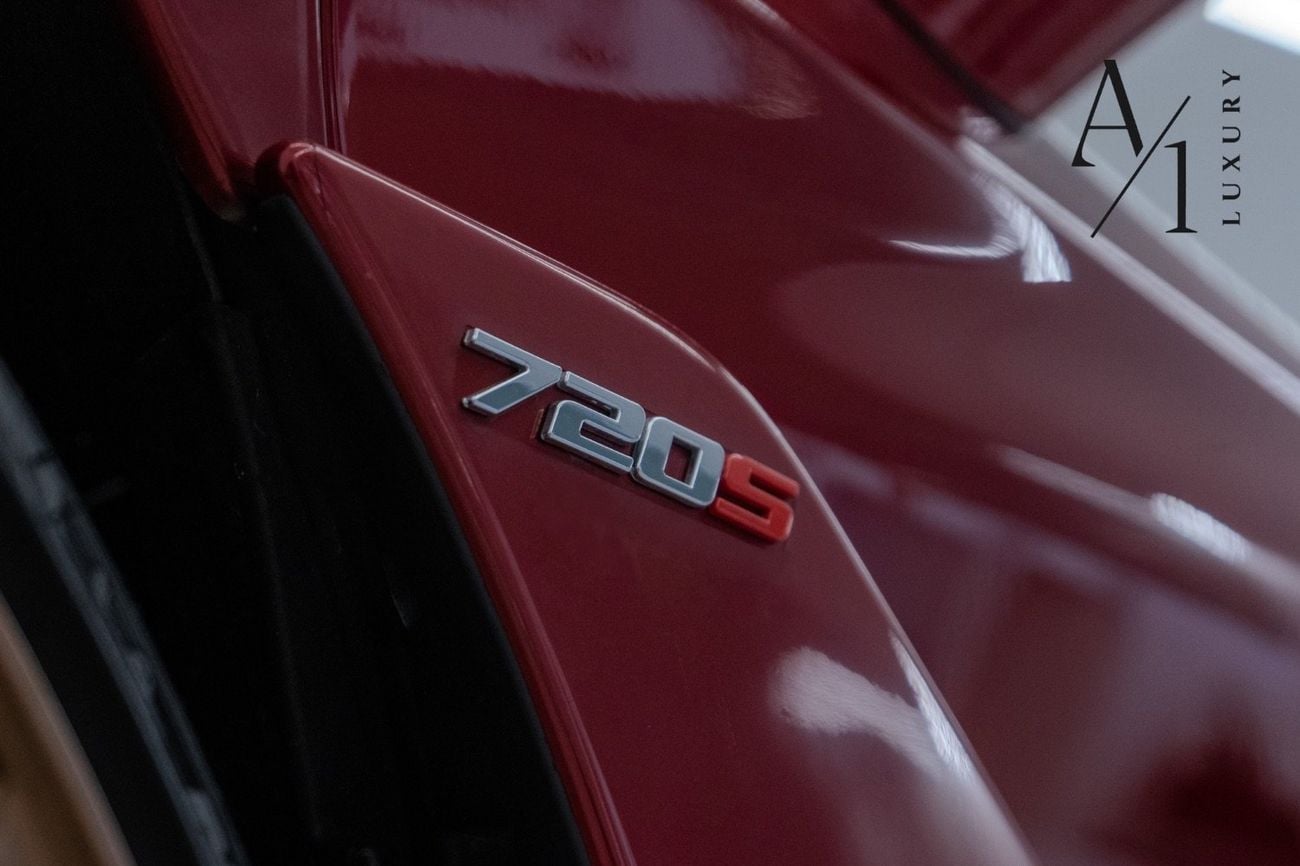 مكلارين 720S PERFORMANCE 2018 McLaren 720S, With Warranty, Carbon Fibre Package, Excellent Condition, GCC Specs