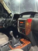 Nissan Patrol Safari GL 4.8L M/T (7 Seater)