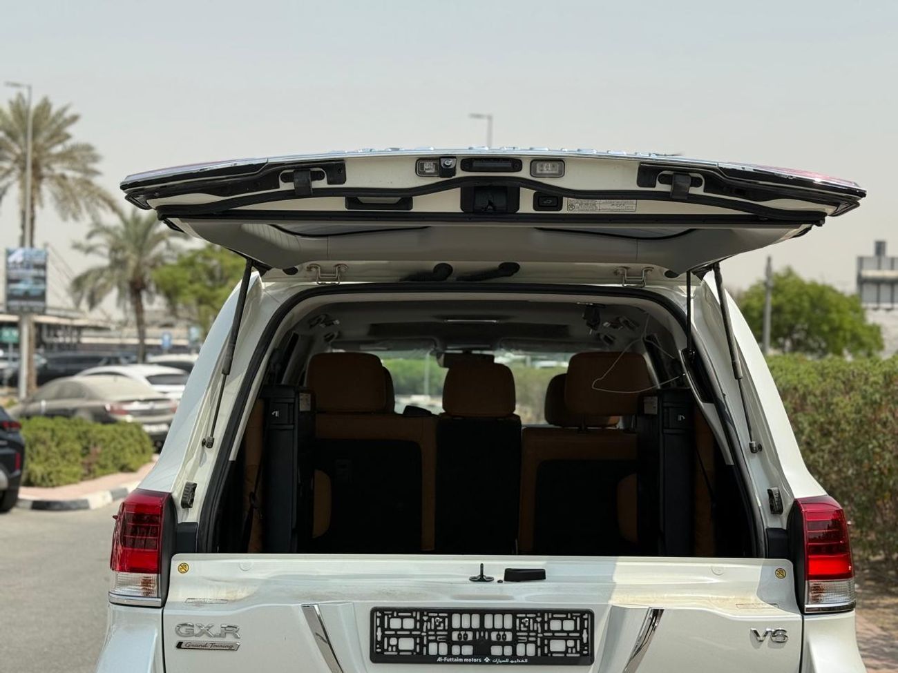 تويوتا لاند كروزر Land Cruiser GXR 4.0L Petrol V6 Grand Touring Full Option 2021 Model