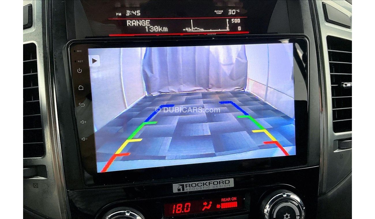 ميتسوبيشي باجيرو Signature Edition