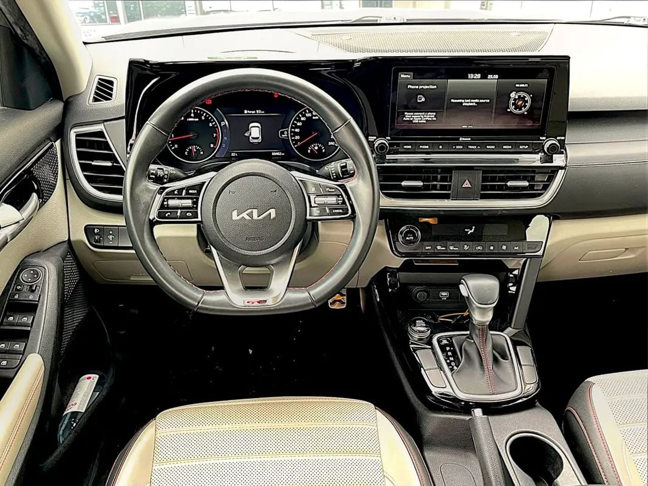 Kia Seltos GT Line 1.6L 976 P.m | GT Line GCC Specs - Excellent Condition | Under warranty