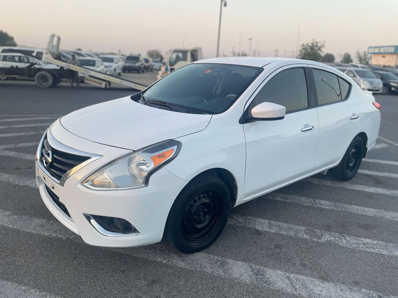 نيسان فيرسا 2017 Nissan Versa (Sunny) SV 1.5L V4 MidOption  Economical