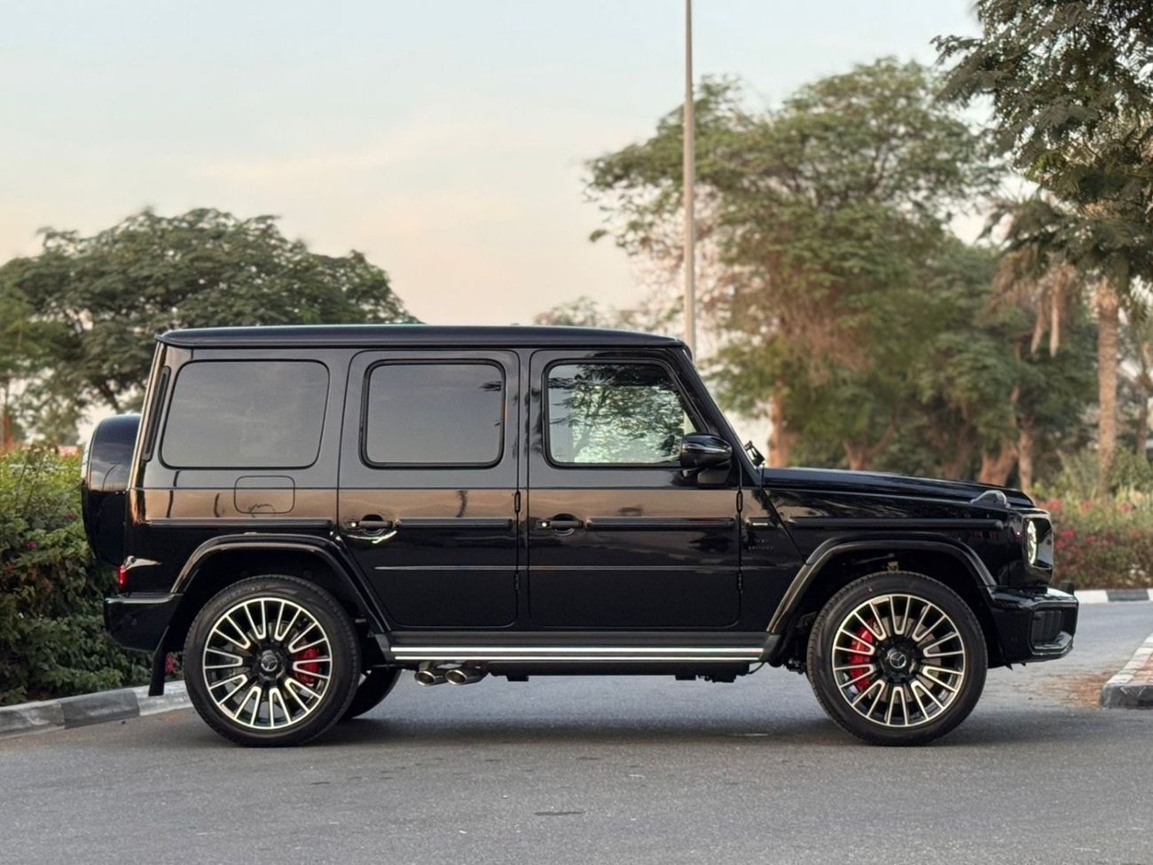مرسيدس بنز G 63 AMG STD