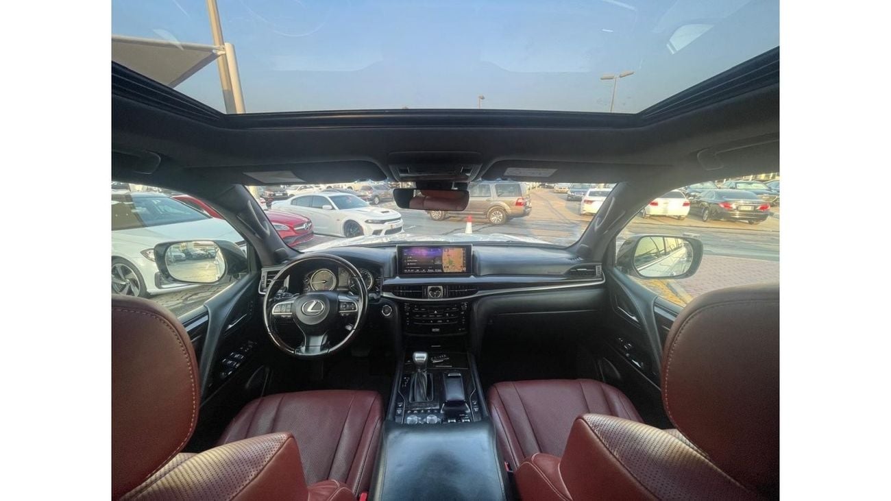 Lexus LX 570 Platinum Lexus LX 570_GCC_2016_Excellent Condition _Full option