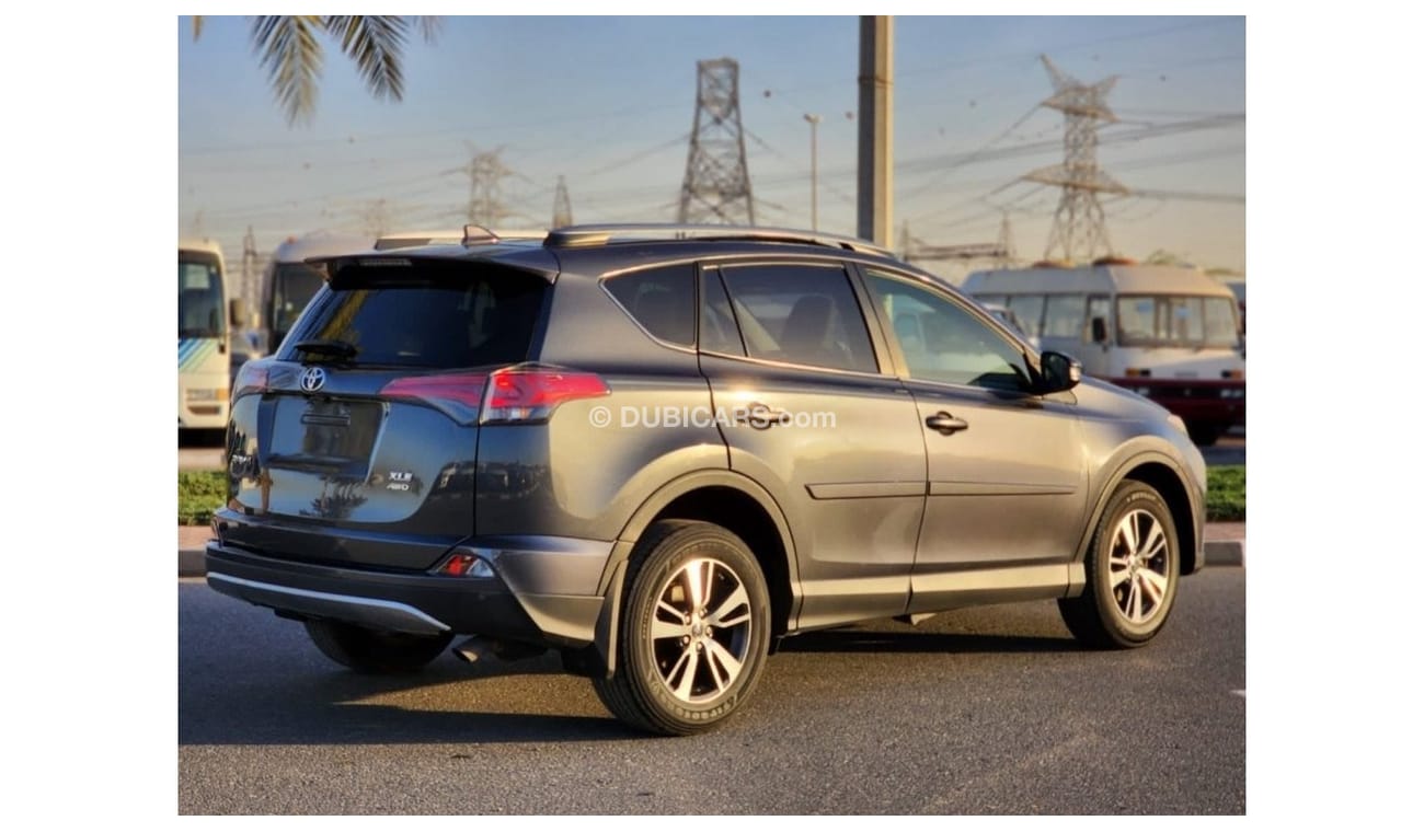 Toyota RAV4 TOYOTA RAV4 XLE FULL OPTION 2017 MODEL