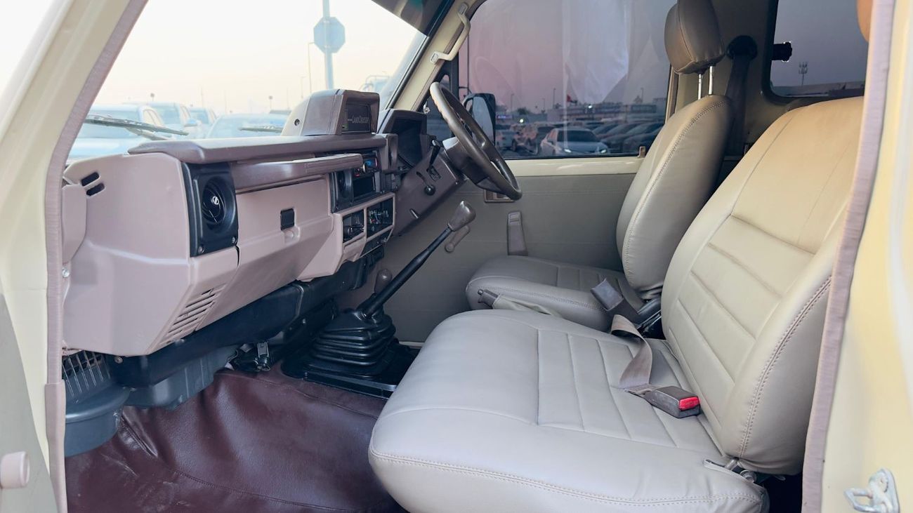 Toyota Land Cruiser 70 HARD TOP | RHD | 4.2L DIESEL ENGINE | MANUAL TRANSMISSION | AIR SNORKEL | PREMIUM BULL BAR INSTALLED