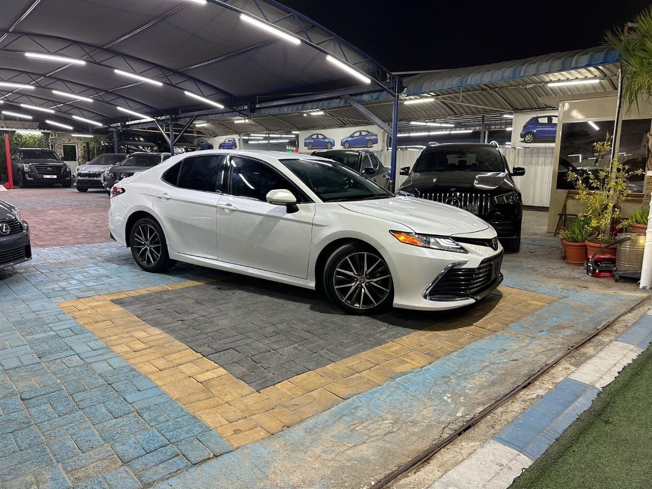Toyota Camry XLE 2.5L