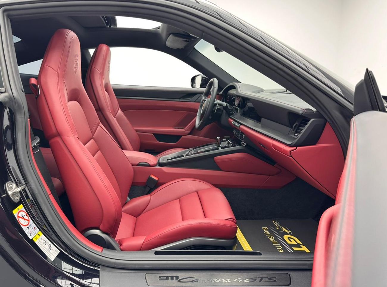 بورش 911 2024 Porsche 911 Carrera 4 GTS, Nov/2028 Porsche Warranty, Porsche Full Service History