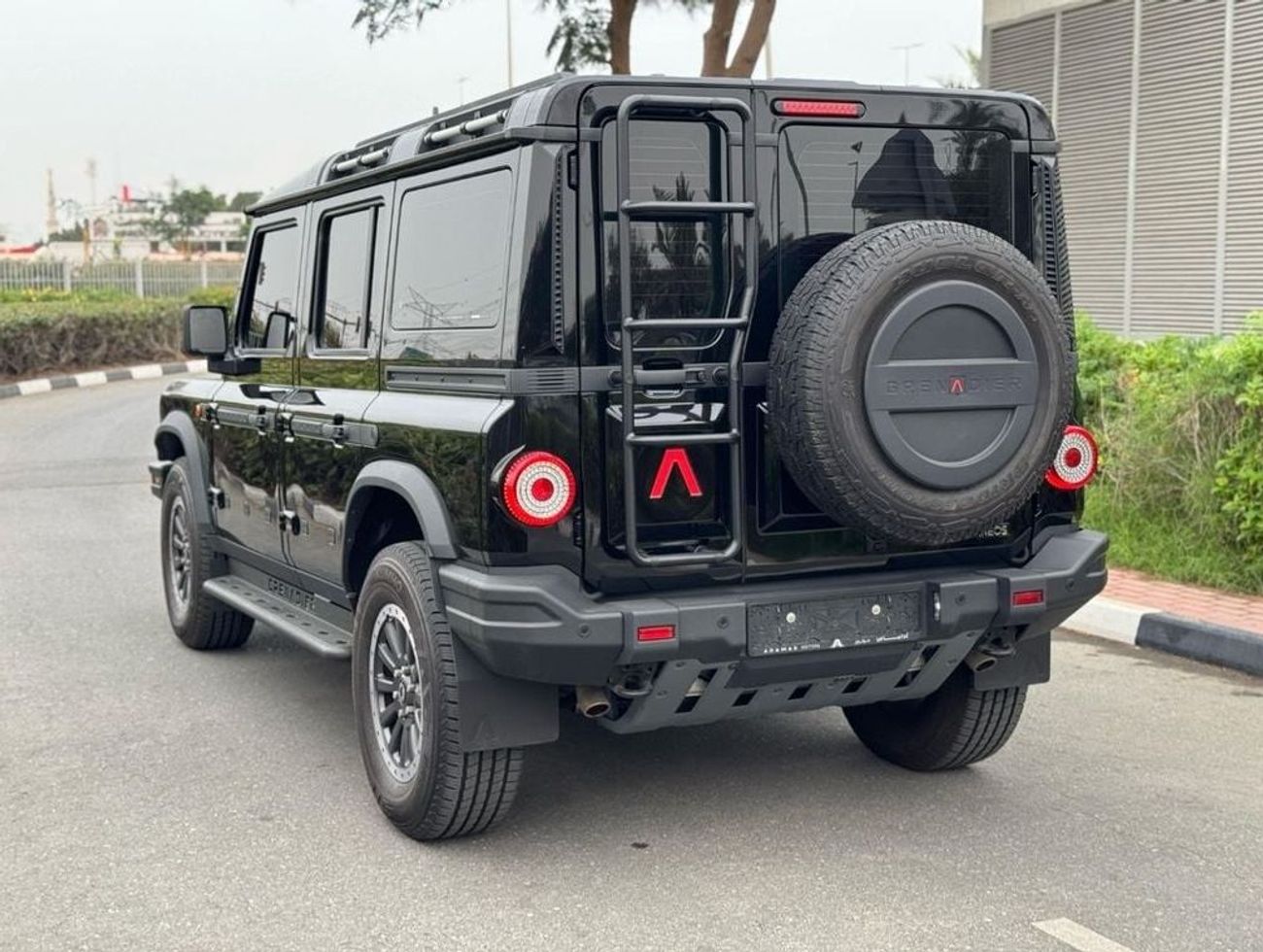 INEOS Grenadier FIELD MASTER GCC SPEC UNDER WARRANTY