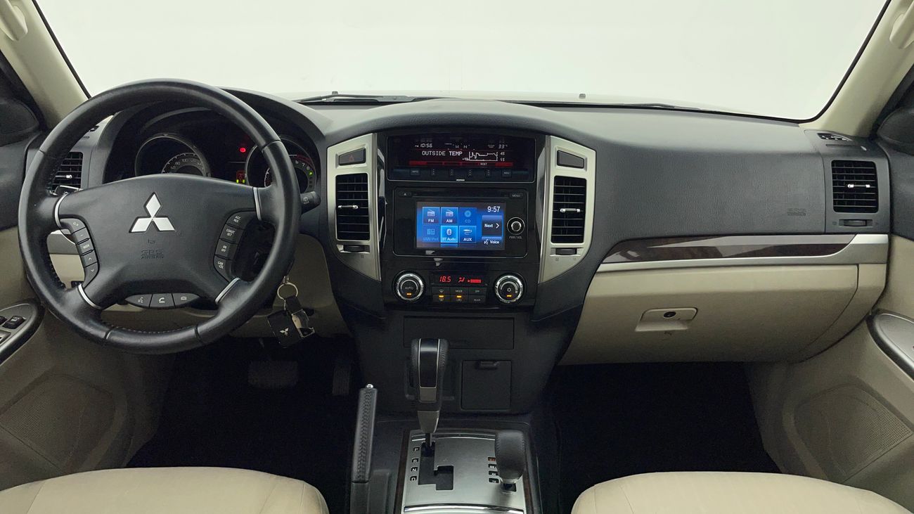 ميتسوبيشي باجيرو GLS BASE 3.5 | بدون دفعة مقدمة | اختبار القيادة في المنزل