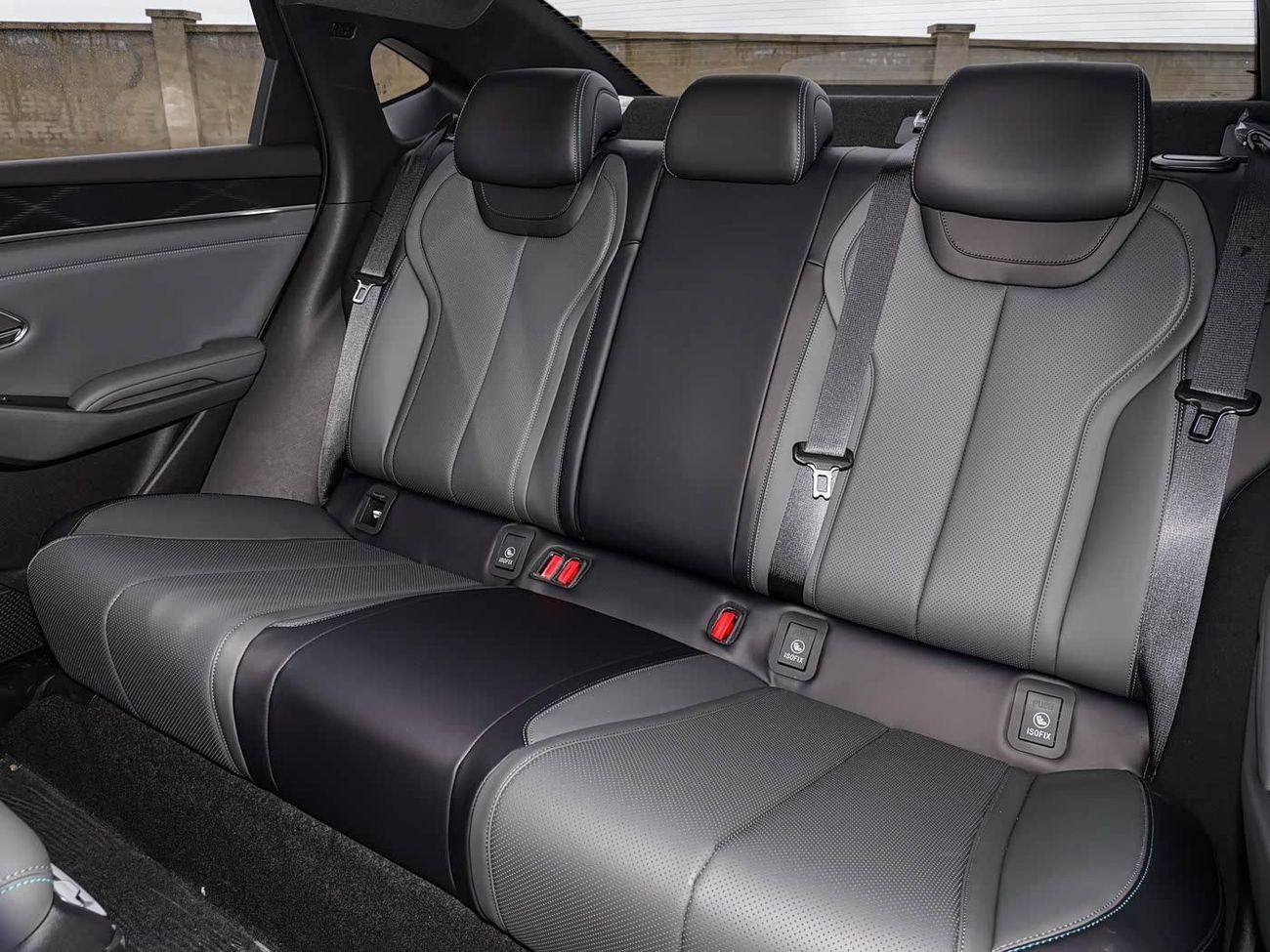 BYD Qin L DM-i BYD QIN L DMi 128Km Leading Version 2025