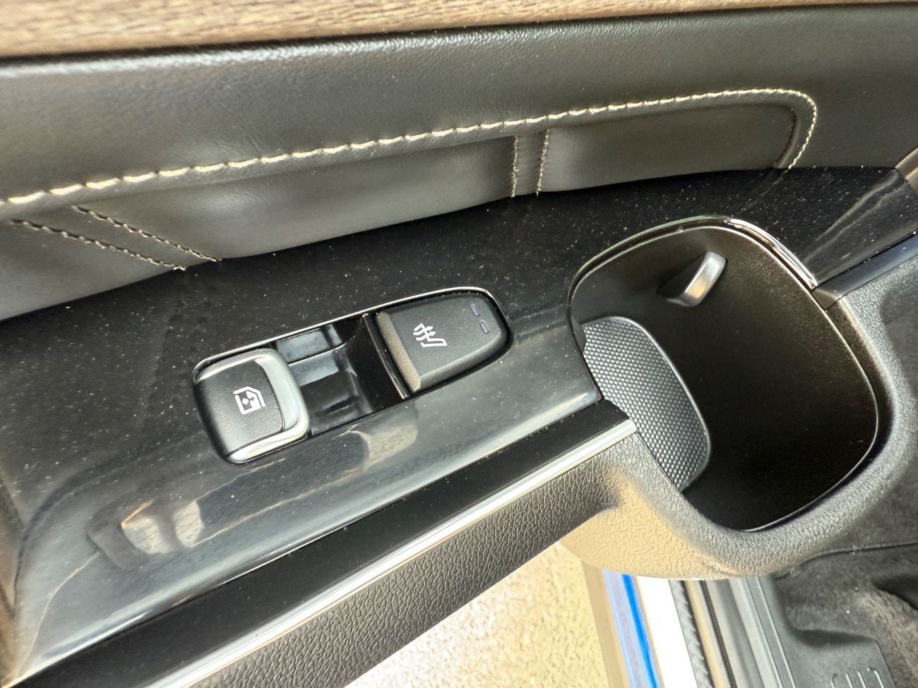 Kia Sorento Std 2.5L AWD 2022 SX NIGHT EDITION 2.5L TURBO PANORAMA 7 SEATS CANADA SPEC